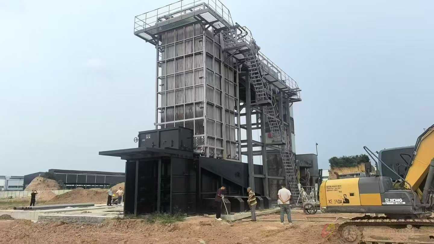 SZW25吨生物质往复炉排湖北项目安装现场.jpg